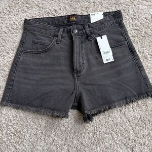 Lee Women's Black Frayed Mid Rise Jean Shorts. NWT. Size 26